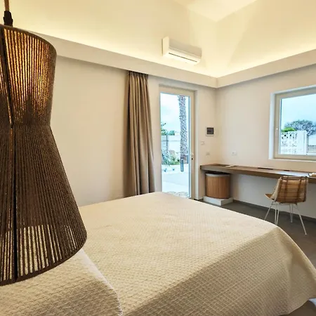 לינה וארוחת בוקר Rora 1962 - Boho Chic 4*