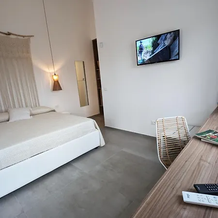 לינה וארוחת בוקר Rora 1962 - Boho Chic