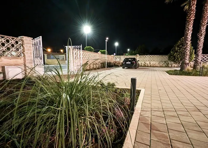 לינה וארוחת בוקר Rora 1962 - Boho Chic